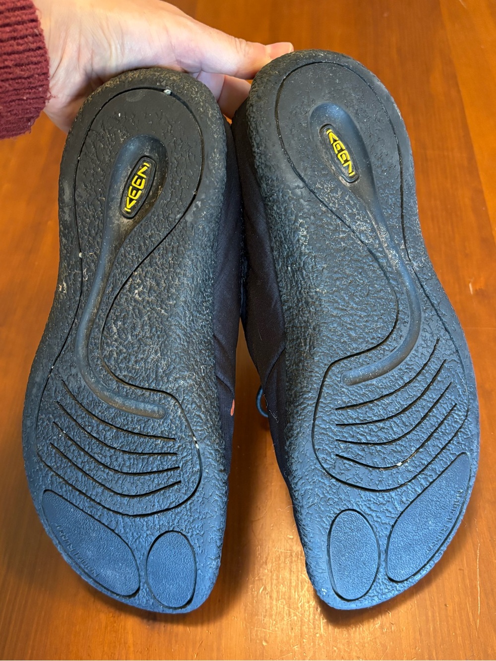 Black Keen Camping Slippers - Picture 6 of 7
